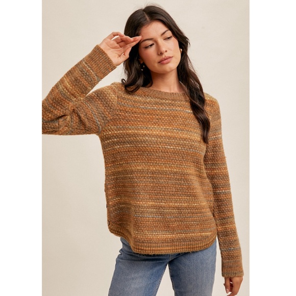 🌟 “The Odessa" Tan Button Side Sweater - Picture 1 of 2